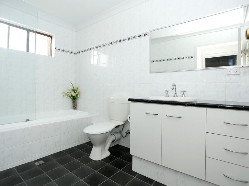 30 Eileen Street, Gosnells WA 6110