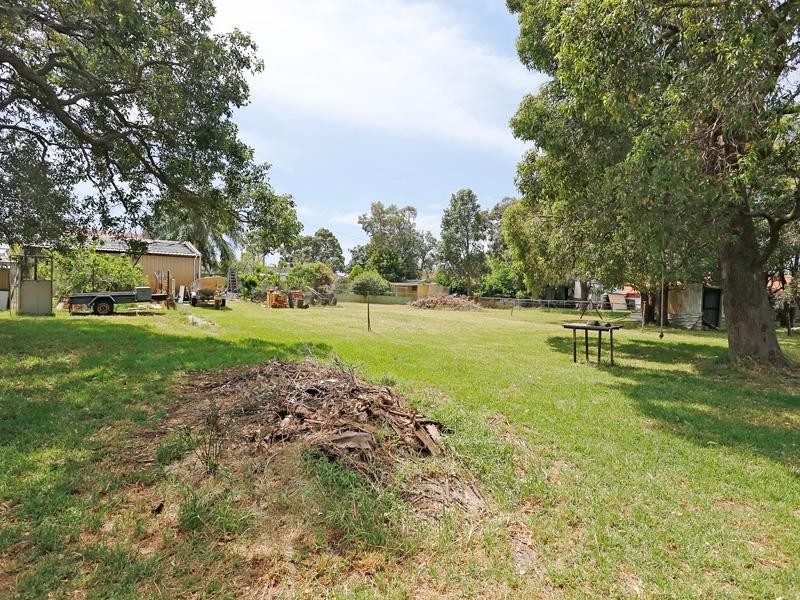 30 Eileen Street, Gosnells WA 6110