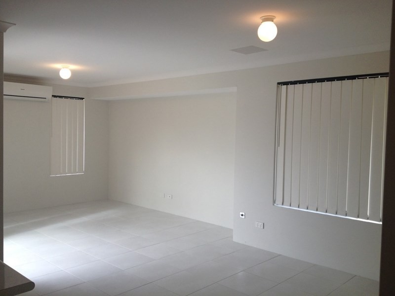 10/102 Westfield Road, Kelmscott WA 6111