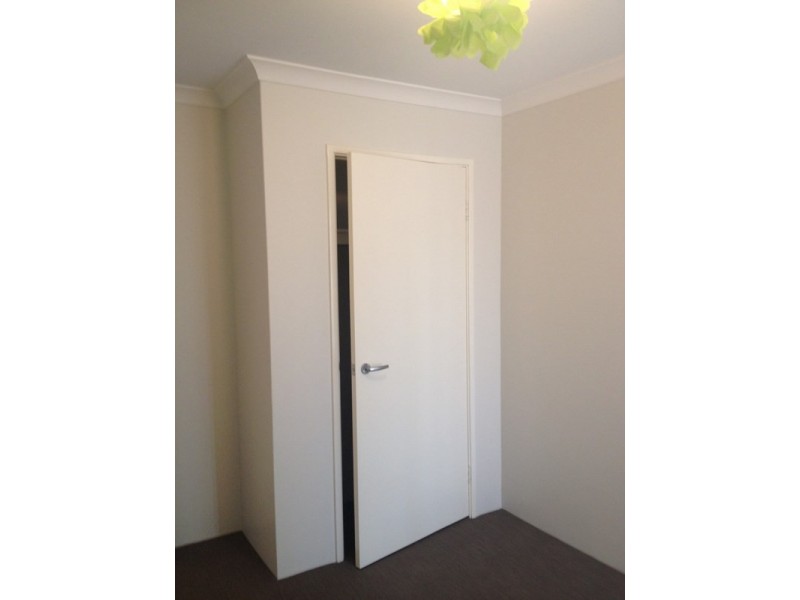 10/102 Westfield Road, Kelmscott WA 6111