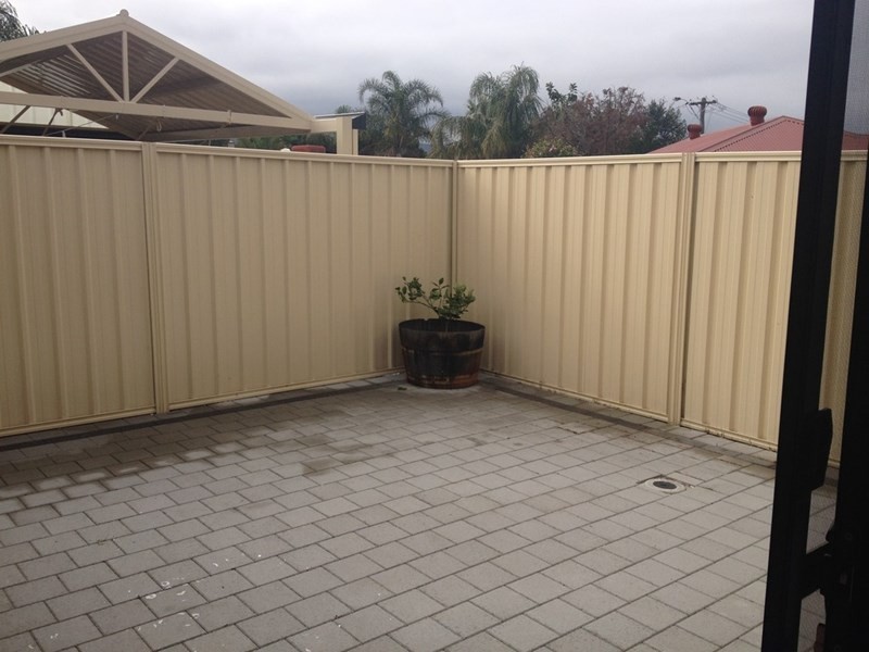 10/102 Westfield Road, Kelmscott WA 6111