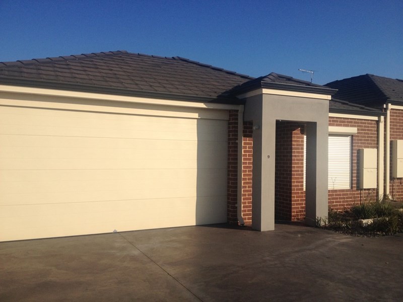 9/102 WESTFIELD Road, Kelmscott WA 6111