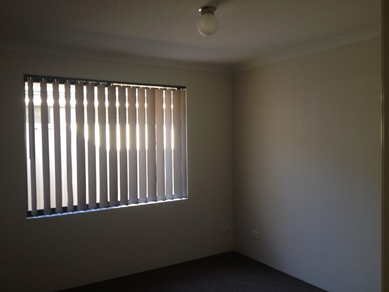 9/102 WESTFIELD Road, Kelmscott WA 6111