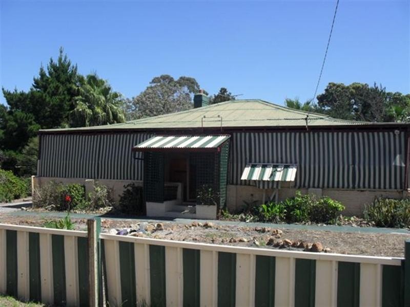 10 Wanaping Road, Kenwick WA 6107