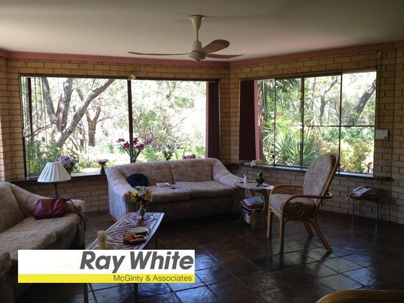 18 Mills Road, Martin WA 6110