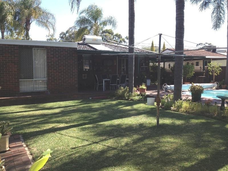 62 Gaskin Road, Kenwick WA 6107
