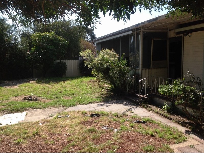 3 Colleen Street, Gosnells WA 6110