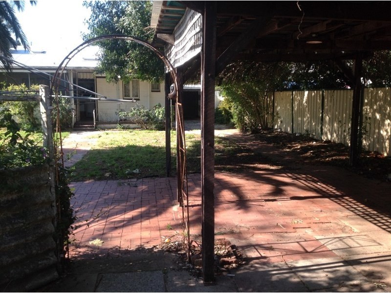 3 Colleen Street, Gosnells WA 6110