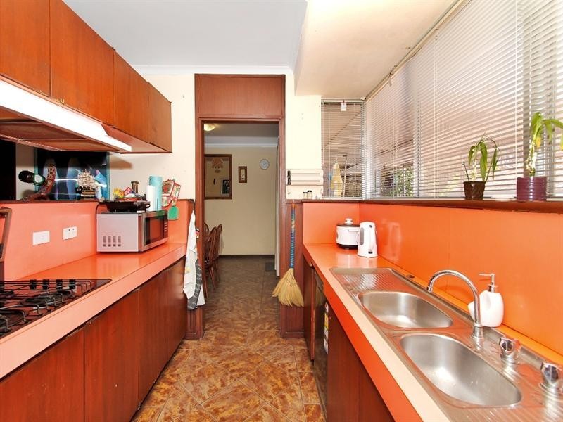 71 Astley Street, Gosnells WA 6110