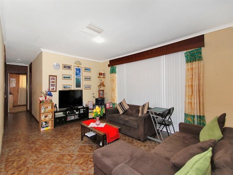 71 Astley Street, Gosnells WA 6110