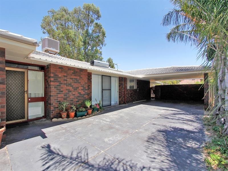 71 Astley Street, Gosnells WA 6110