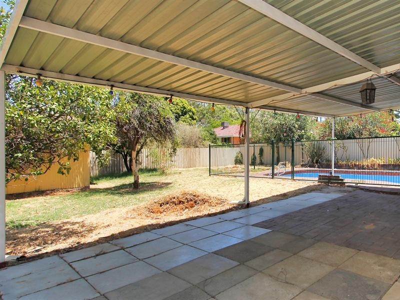 71 Astley Street, Gosnells WA 6110