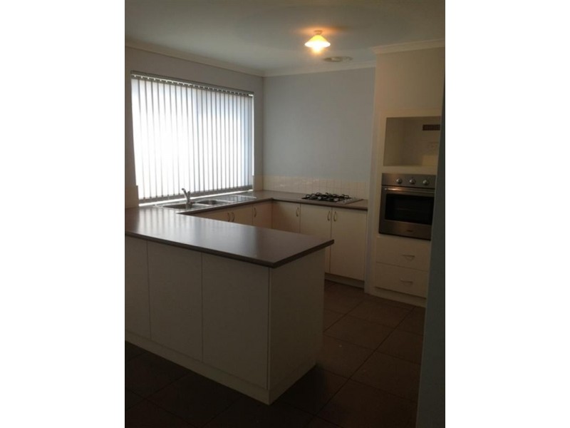 5/19 Milano Loop, Seville Grove WA 6112