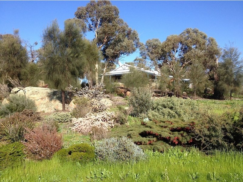 679 Hillcroft Road, Jelcobine WA 6306
