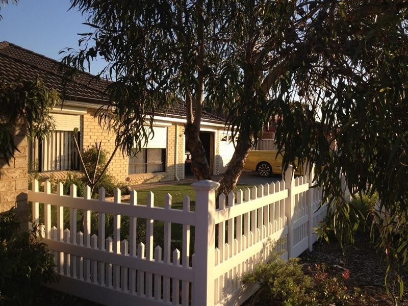 40 Adana Elbow, Kenwick WA 6107