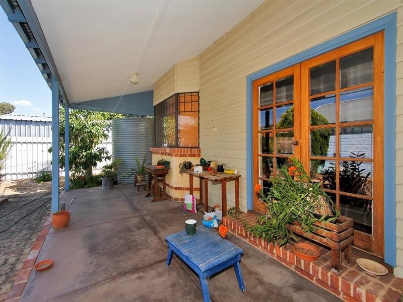 2350 Albany Highway, Gosnells WA 6110