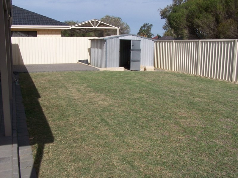 16 Summershill Gate, Kenwick WA 6107