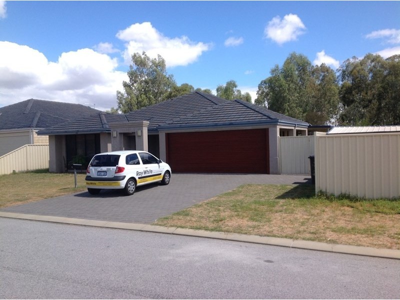 16 Summershill Gate, Kenwick WA 6107