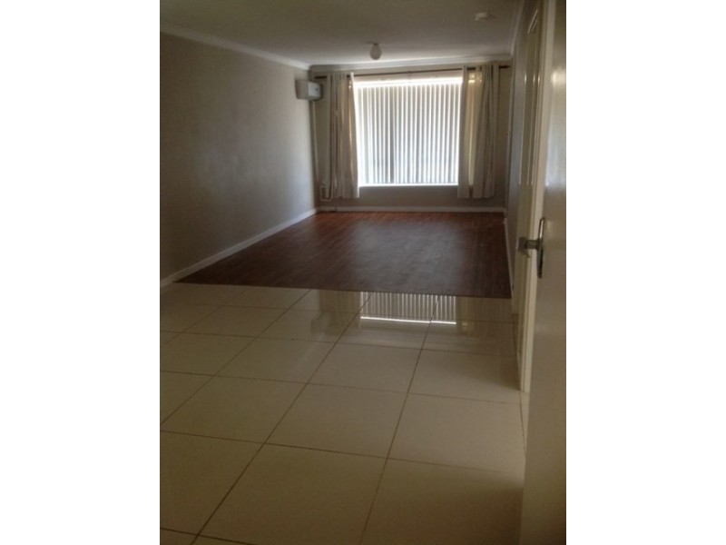 13b Clifton Street, Maddington WA 6109