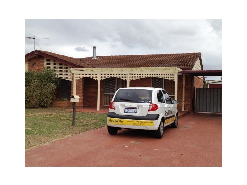 17 Greenough Way, Gosnells WA 6110