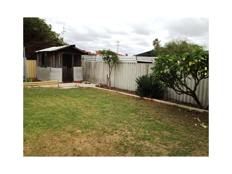 17 Greenough Way, Gosnells WA 6110