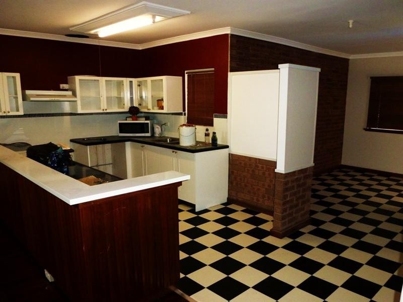 122 Crandon Street, Gosnells WA 6110