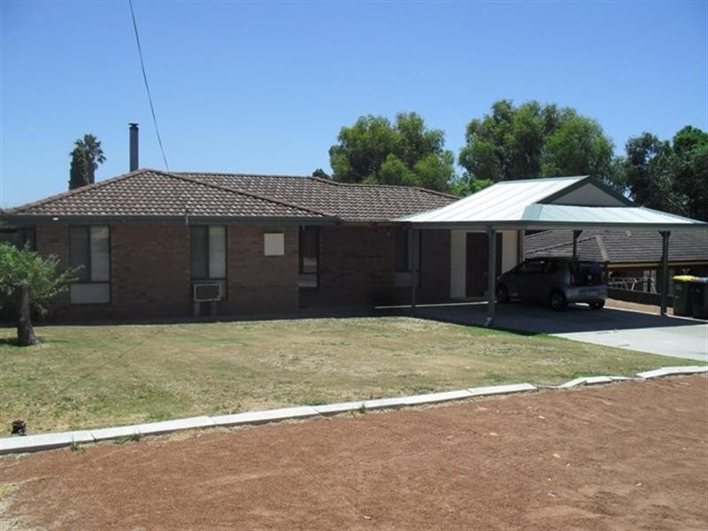 17 Cullen Court, Camillo WA 6111