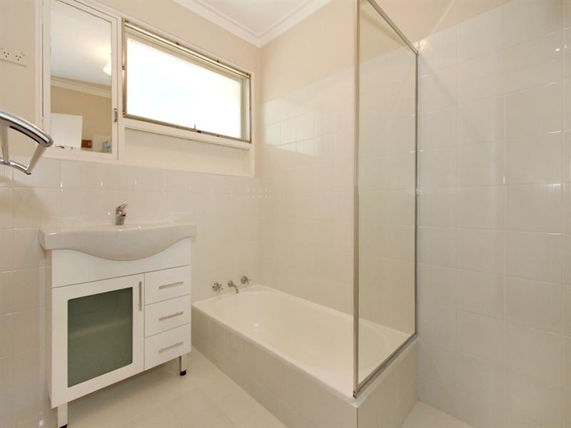 9 Sevington Street, Maddington WA 6109