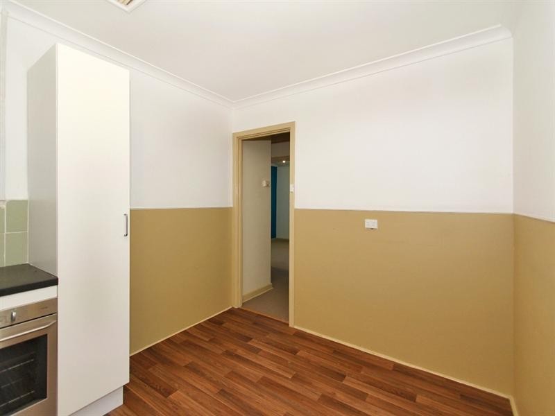 13 Munden Place, Kelmscott WA 6111