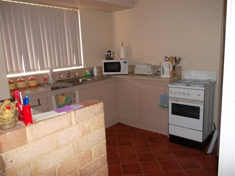 5 Riverbank Drive, Gosnells WA 6110