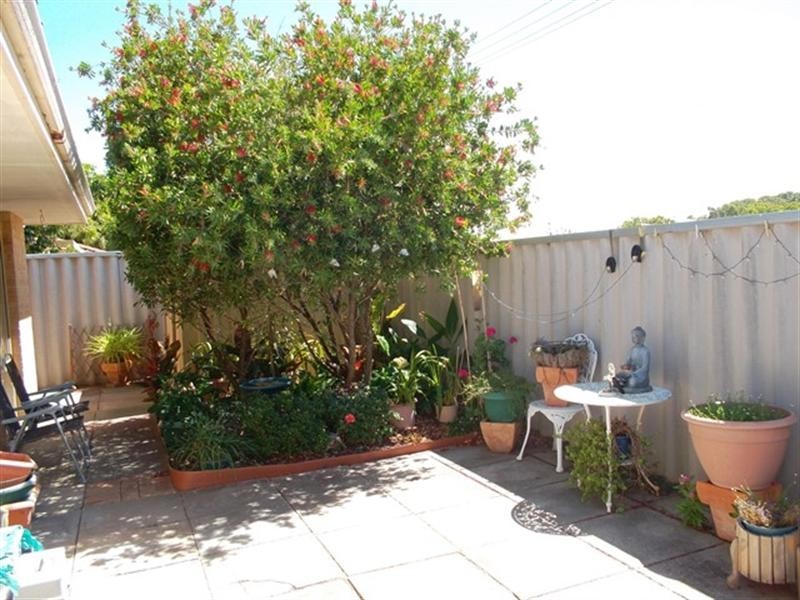 5 Riverbank Drive, Gosnells WA 6110