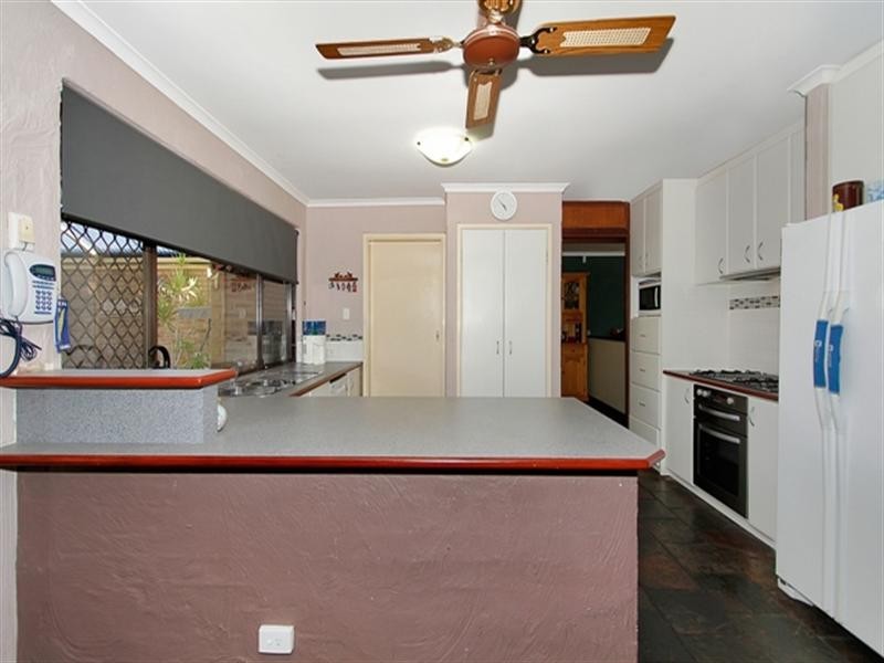 11 Wawanna Place, Huntingdale WA 6110