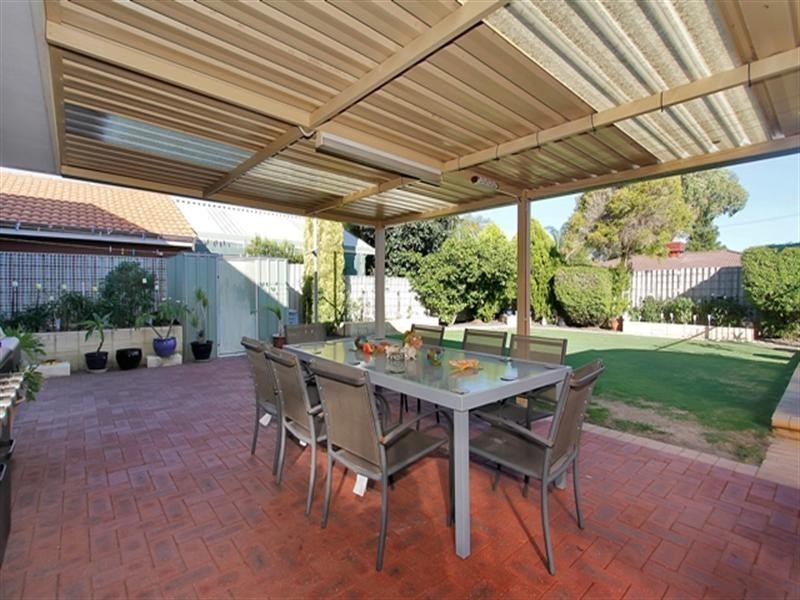 11 Wawanna Place, Huntingdale WA 6110