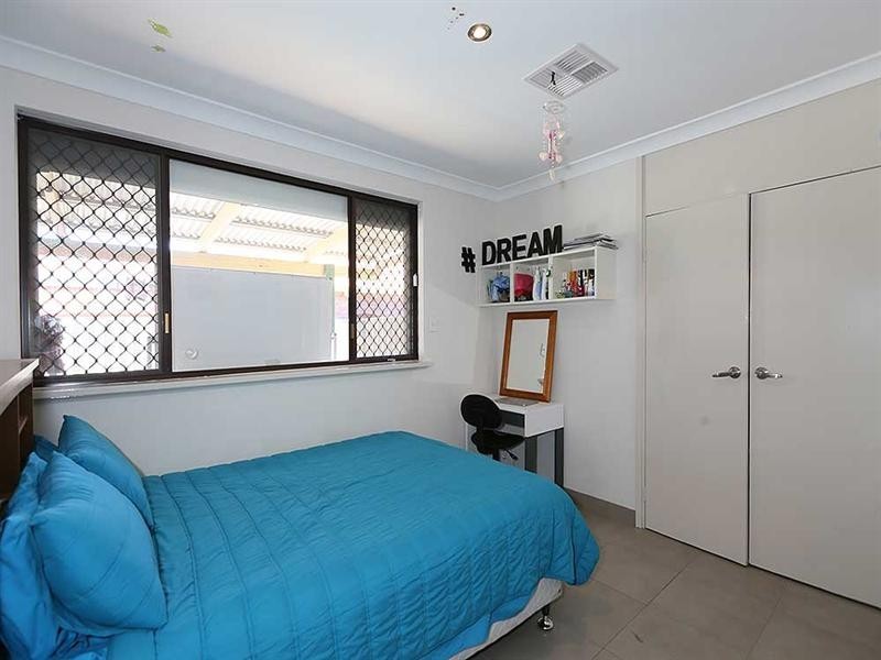 38 River Avenue, Maddington WA 6109