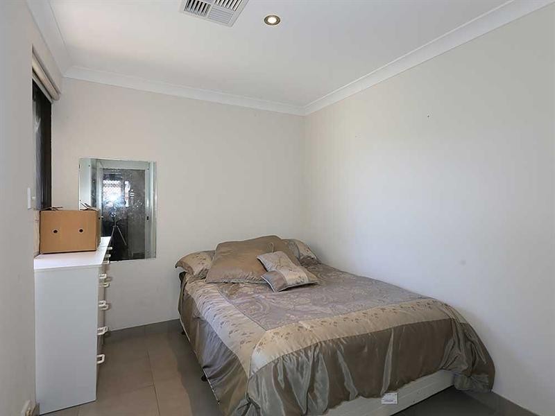 38 River Avenue, Maddington WA 6109