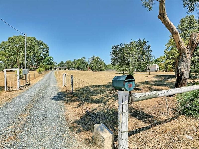 38 River Avenue, Maddington WA 6109