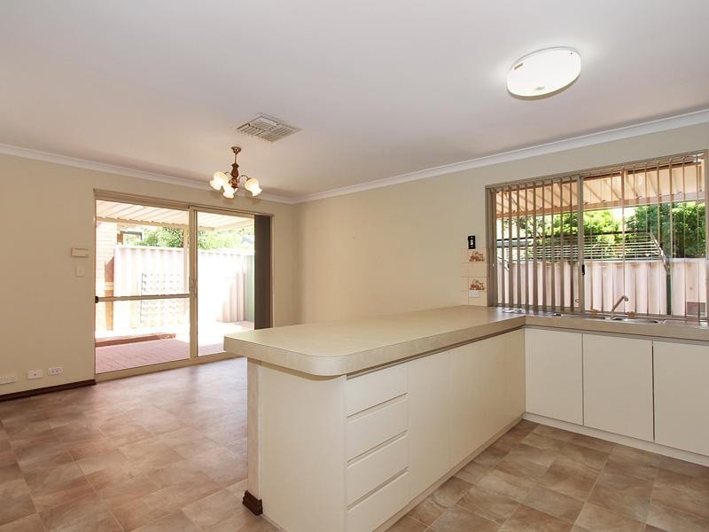 8/11 Hartley Street, Gosnells WA 6110