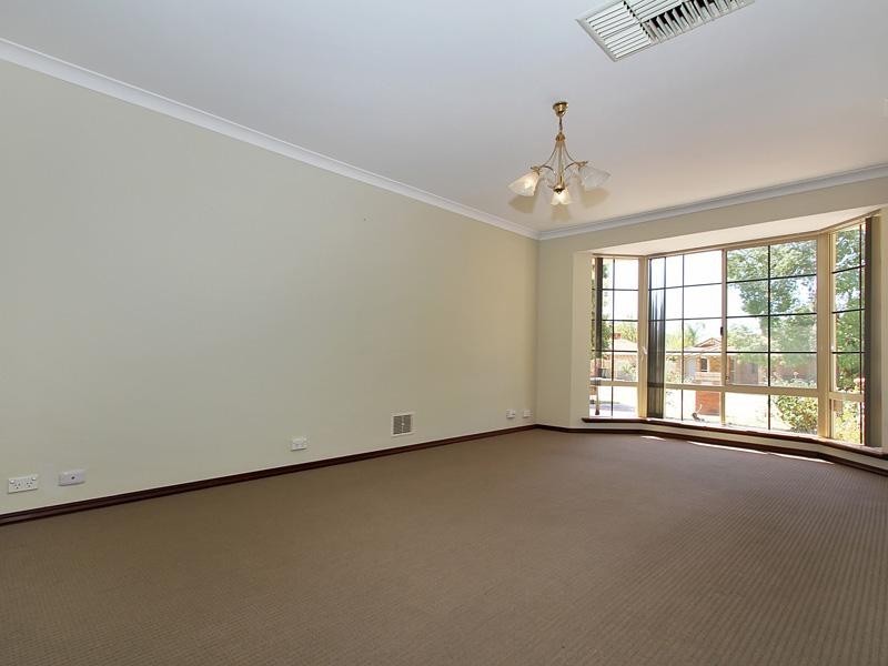 8/11 Hartley Street, Gosnells WA 6110