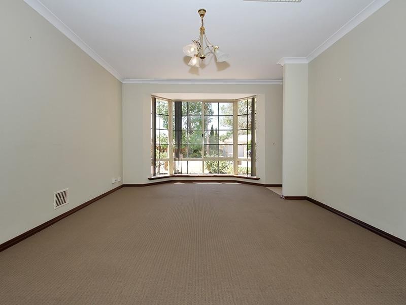 8/11 Hartley Street, Gosnells WA 6110