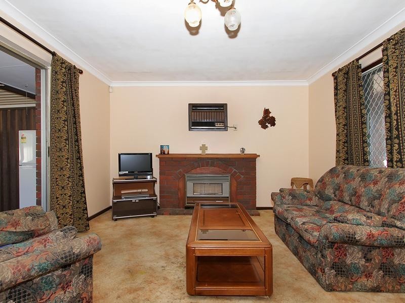 156 Fremantle Road, Gosnells WA 6110