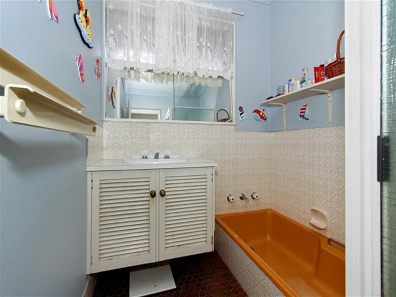 73 Westfield Street, Maddington WA 6109