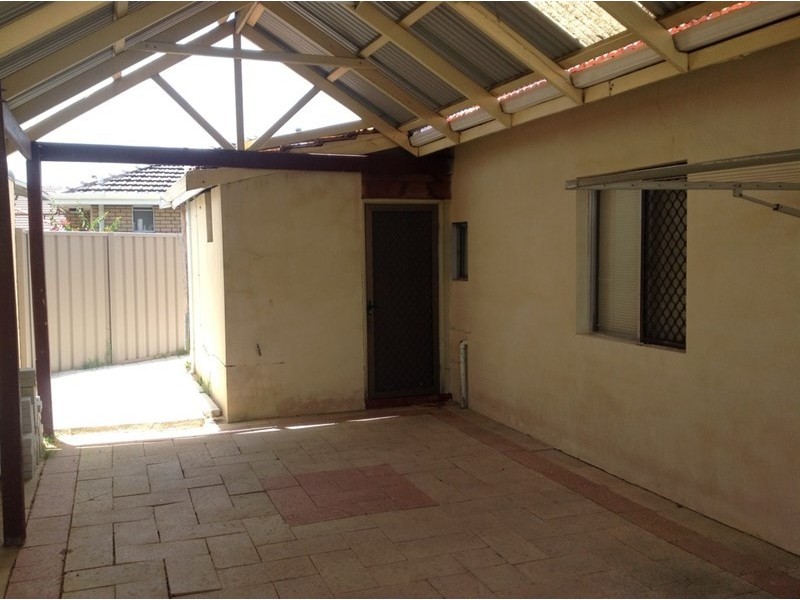 73 Jubilee Street, Beckenham WA 6107