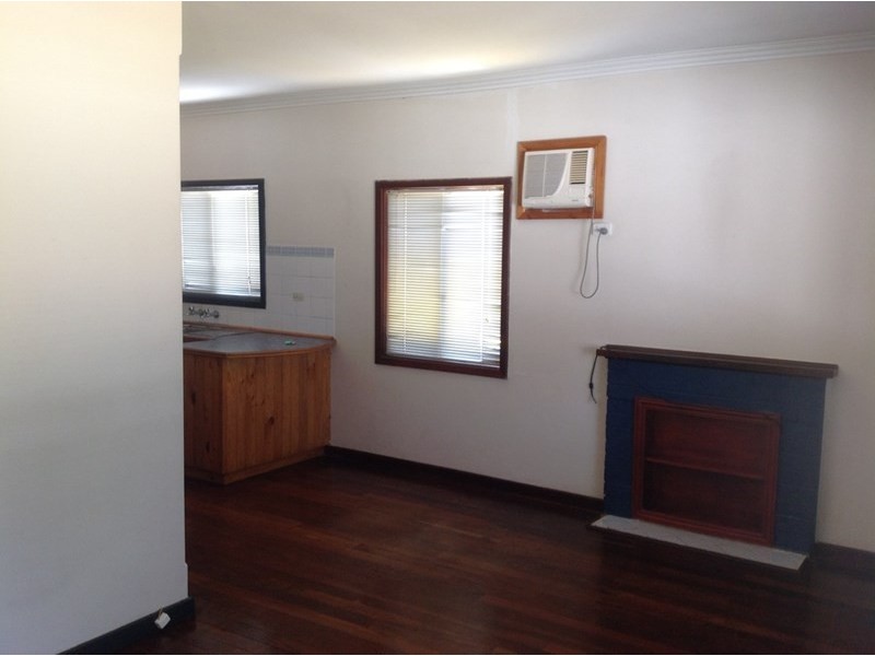 73 Jubilee Street, Beckenham WA 6107