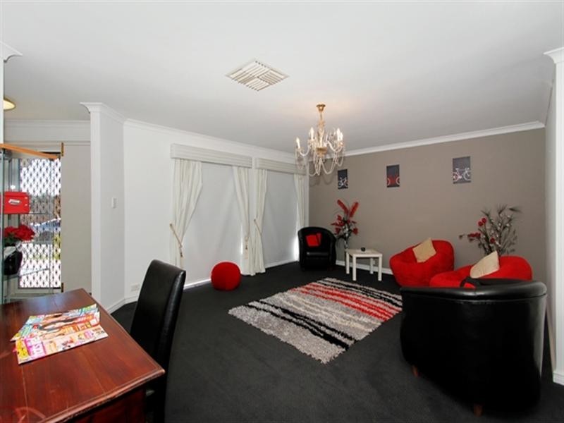 73 Gundaring Turn, Canning Vale WA 6155