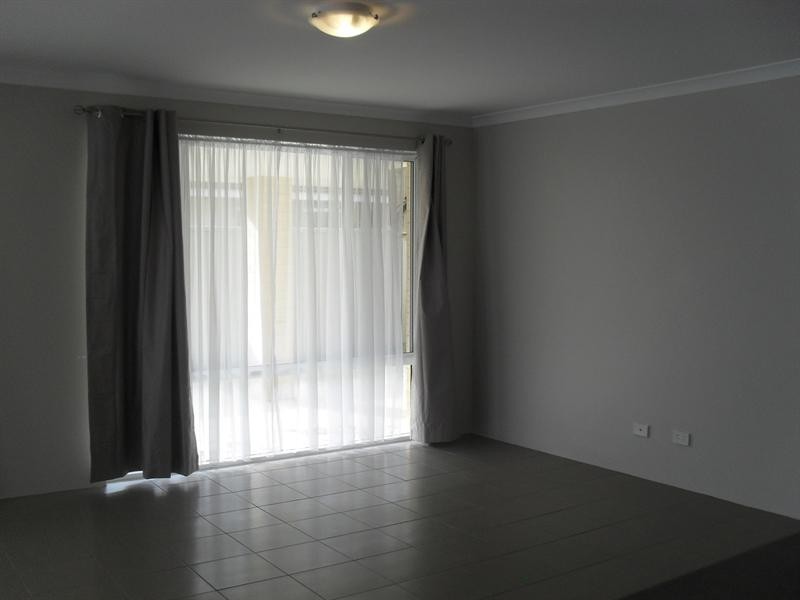 6 DAGOSTINO Road, Byford WA 6122