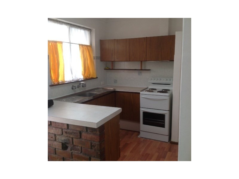 4 Griffith Way, Thornlie WA 6108