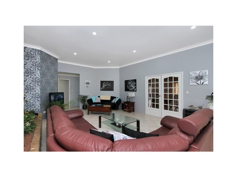 16 Cormorant Court, Southern River WA 6110