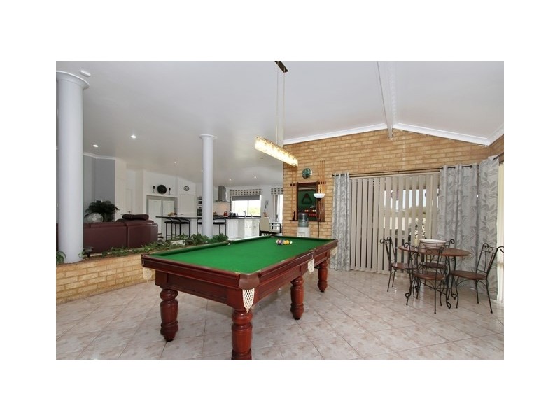 16 Cormorant Court, Southern River WA 6110