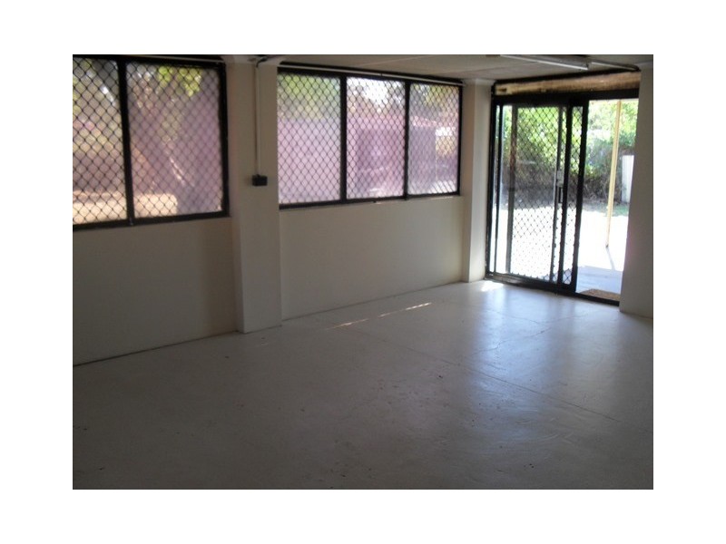 16 Gaskin Road, Kenwick WA 6107