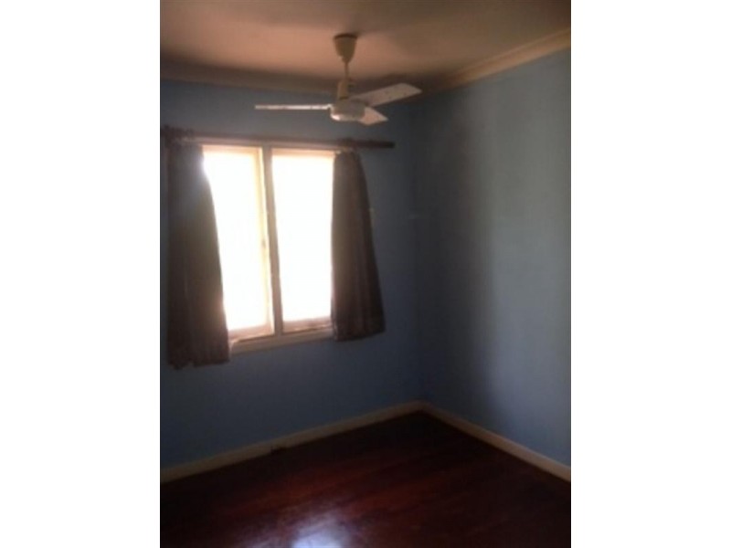 2 broadley Place, Gosnells WA 6110